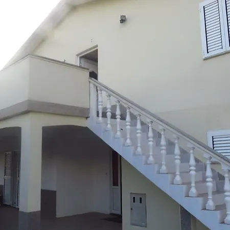 J.a.n.m.a.r. Apartamento Vir